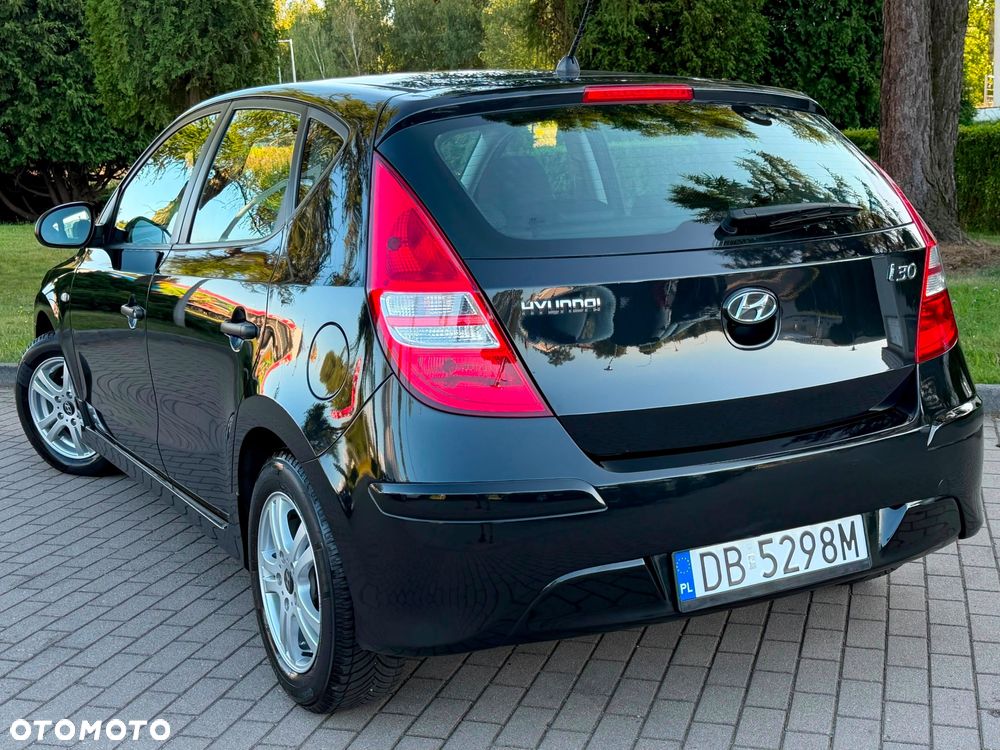 Hyundai i30 1.4 FIFA WM Edition - 3