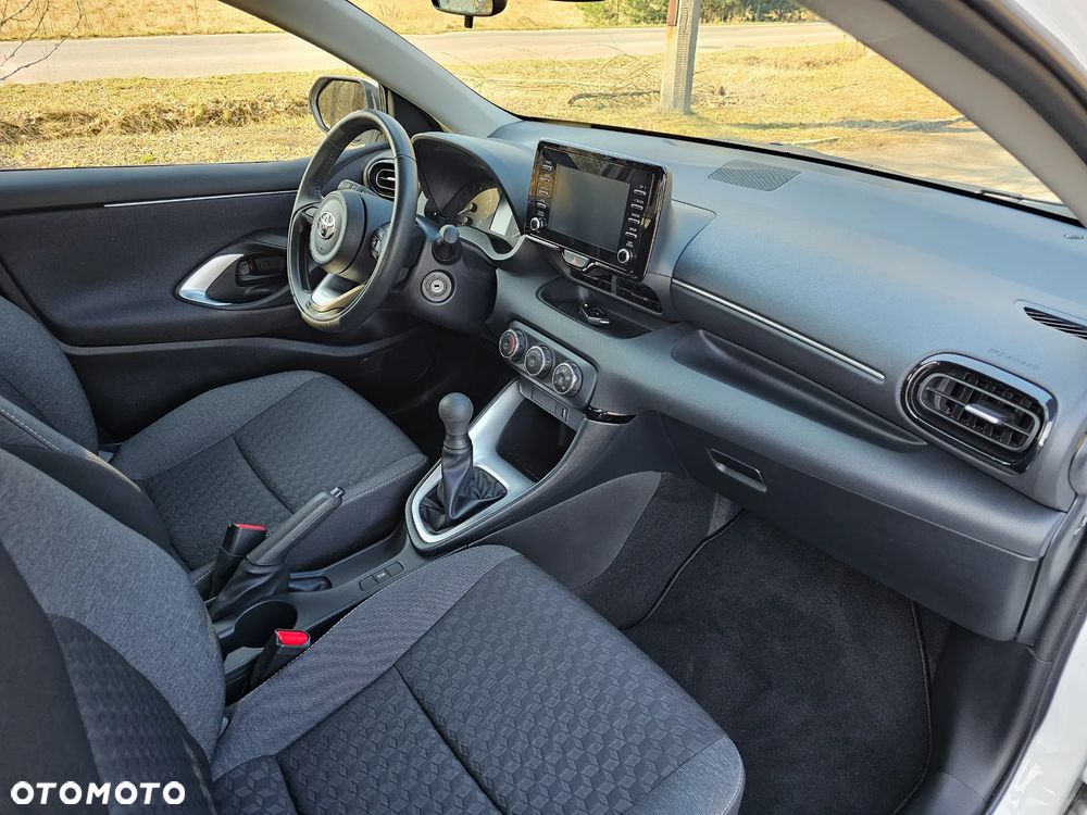 Toyota Yaris 1.0 Comfort - 21