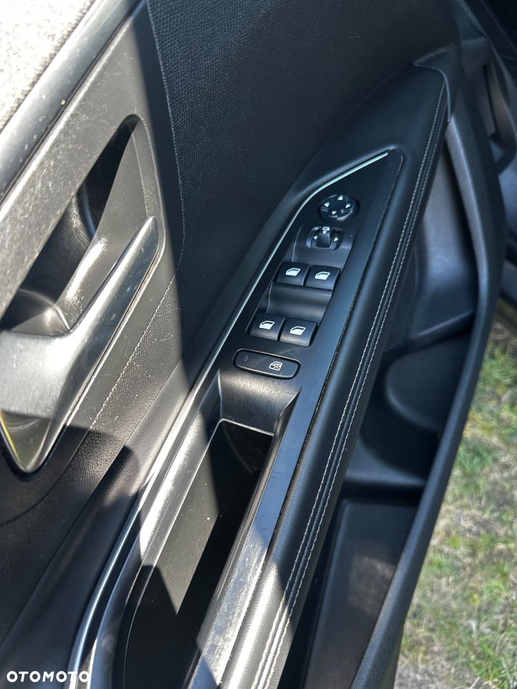 Peugeot 5008 PureTech 130 Stop & Start Active Business-Paket - 15