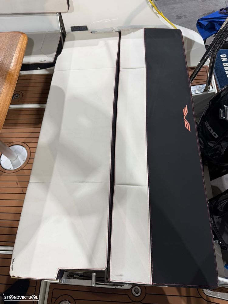Beneteau 8.8 Sundeck - 6