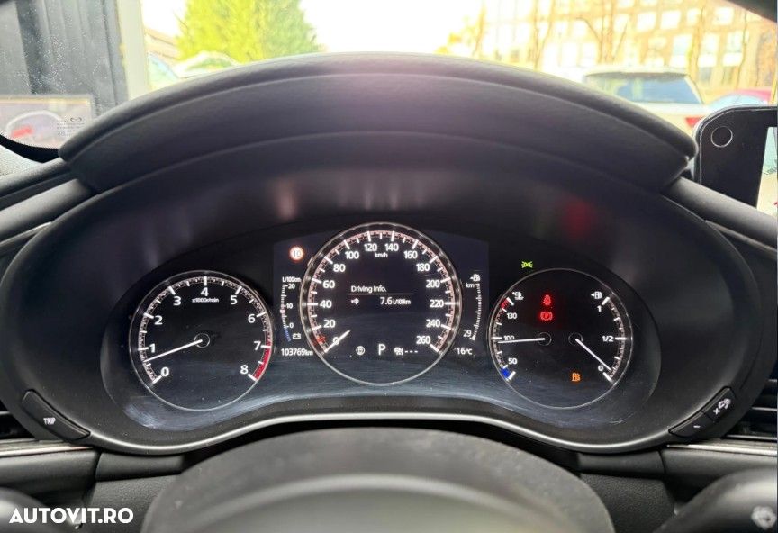 Mazda 3 G122 AT Plus - 6