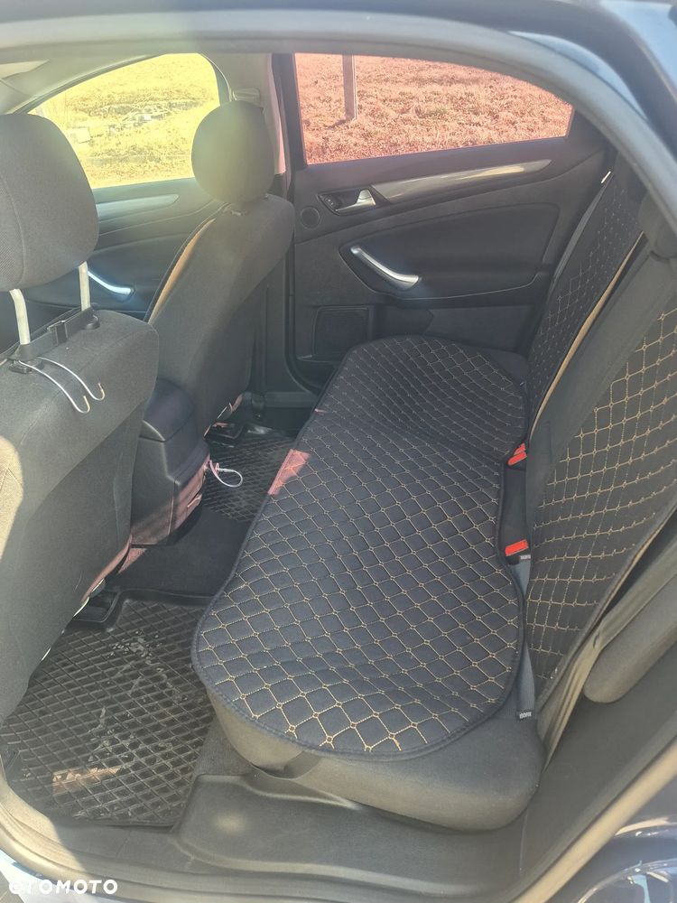 Ford Mondeo 2.0 Trend - 7