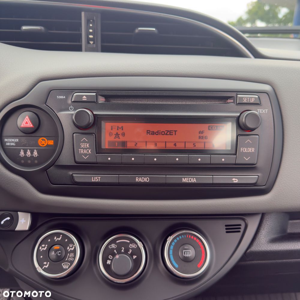 Toyota Yaris 1.4 D-4D Active - 15