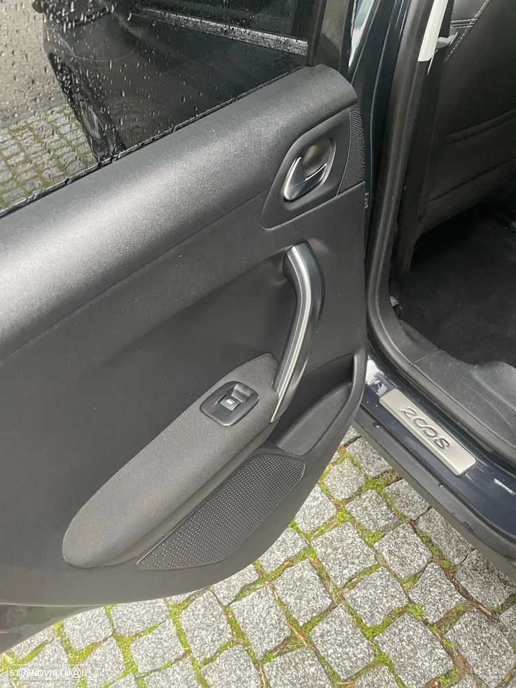 Peugeot 2008 PureTech 110 Stop&Start EAT6 Allure - 38