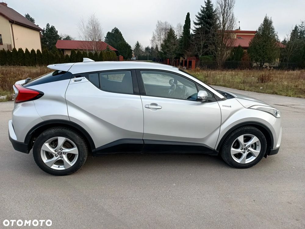 Toyota C-HR Style - 5