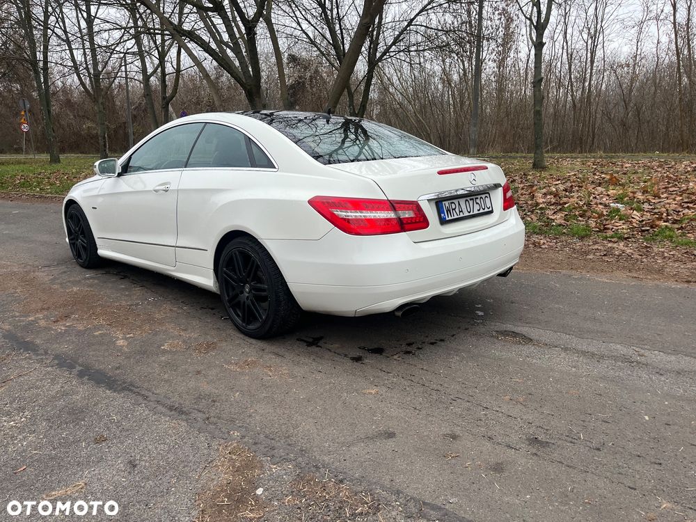 Mercedes-Benz Klasa E - 11