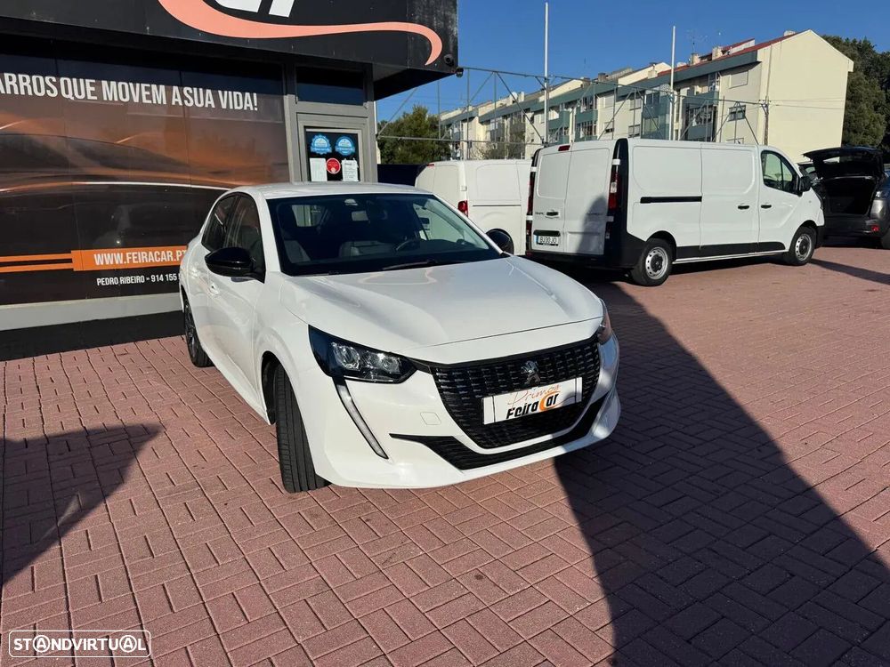 Peugeot 208 - 3