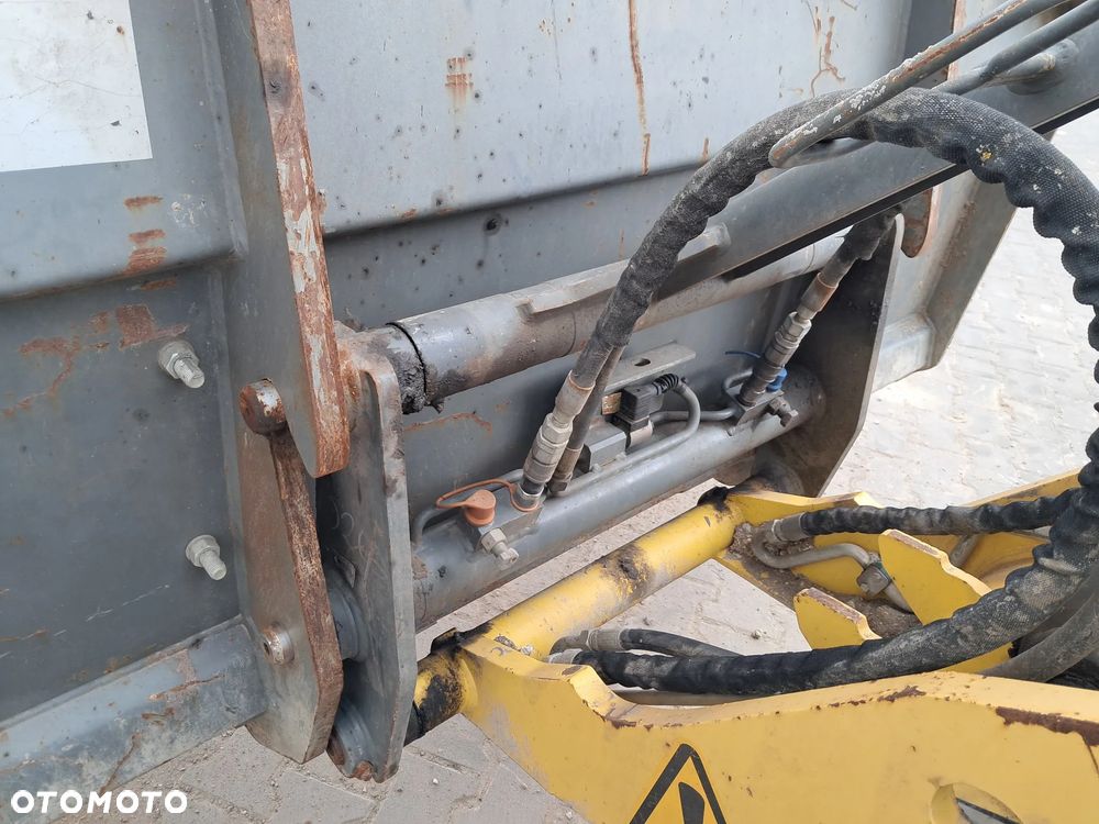 Kramer 5095 ładowarka kołowa 4 koła skrętne 2017r silnik turbo Kohler 75KM hydrauliczne szybkozłącze szufla / łyżka + widły 1200mm 2850 MTG 4x4 oświetlenie waga 5 ok ton jazda szybka wolna 5075 5085 850 750 JCB 406 407 Wacker Neuson WL52 / WL60 Caterpillar 906 / 907 908 Volvo L30 L35 - 5