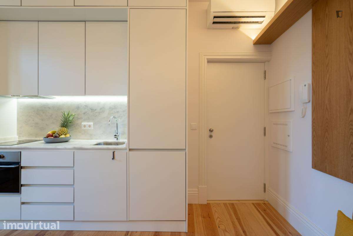 Apartamento com 1 quartos - localizado em Santo Ildefonso Porto - Grande imagem: 5/34