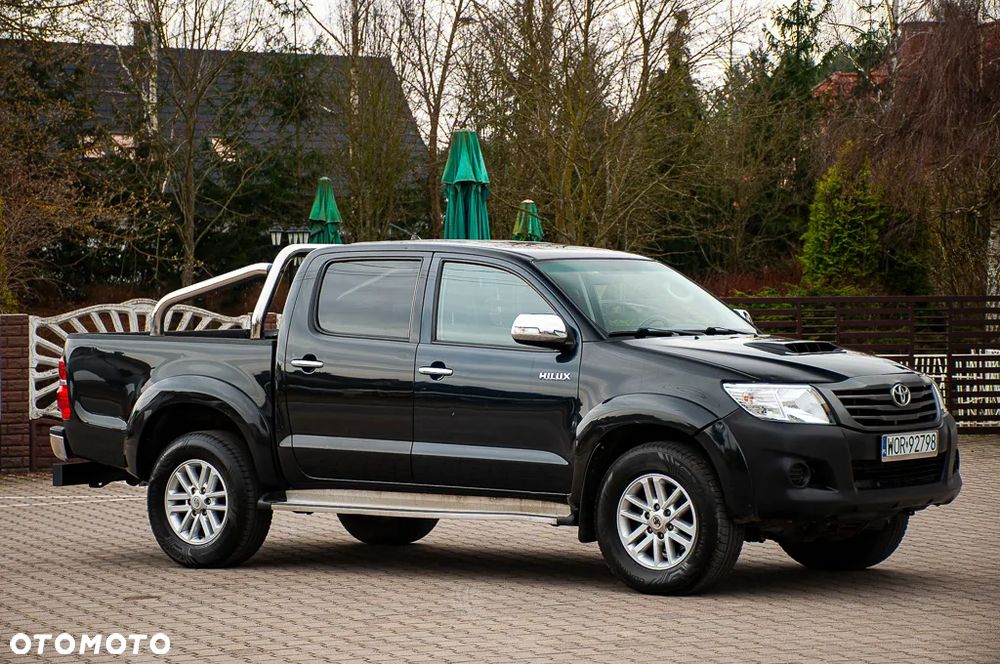 Toyota Hilux 3.0 D-4D Invincible - 21