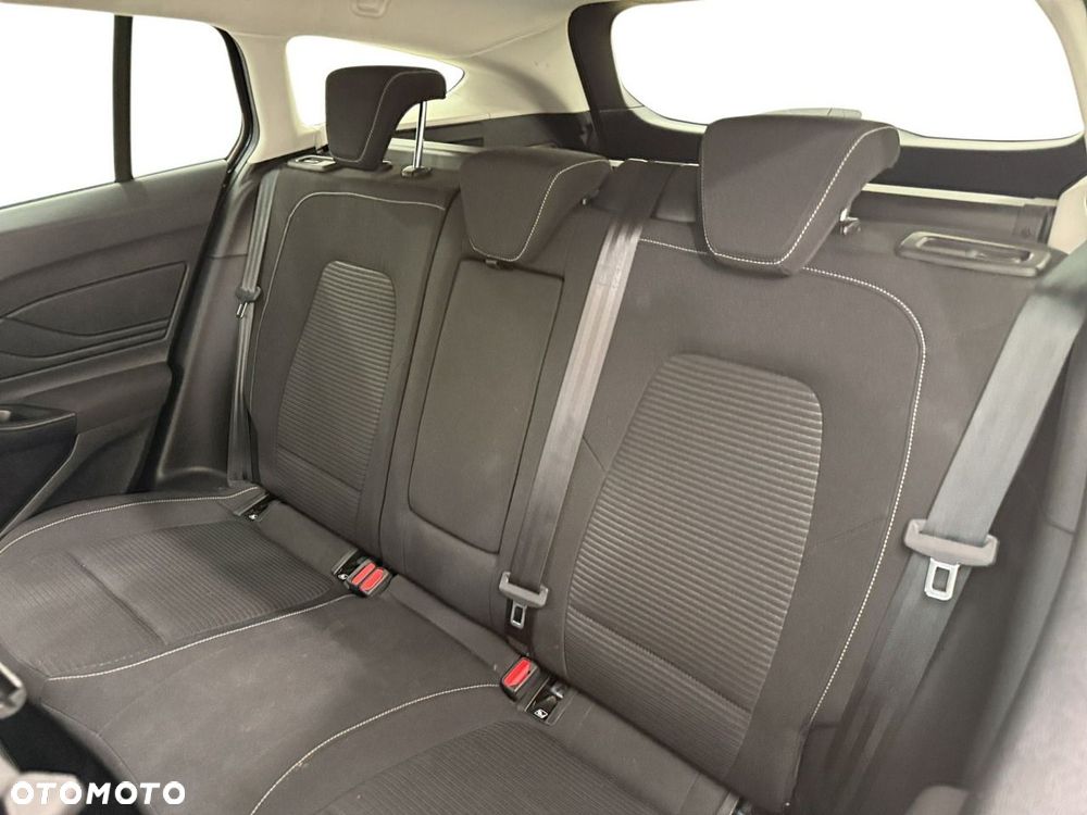 Ford Focus - 13