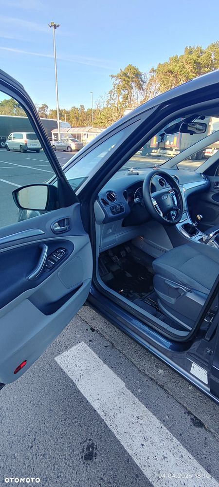 Ford Galaxy 2.0 TDCi Titanium - 15