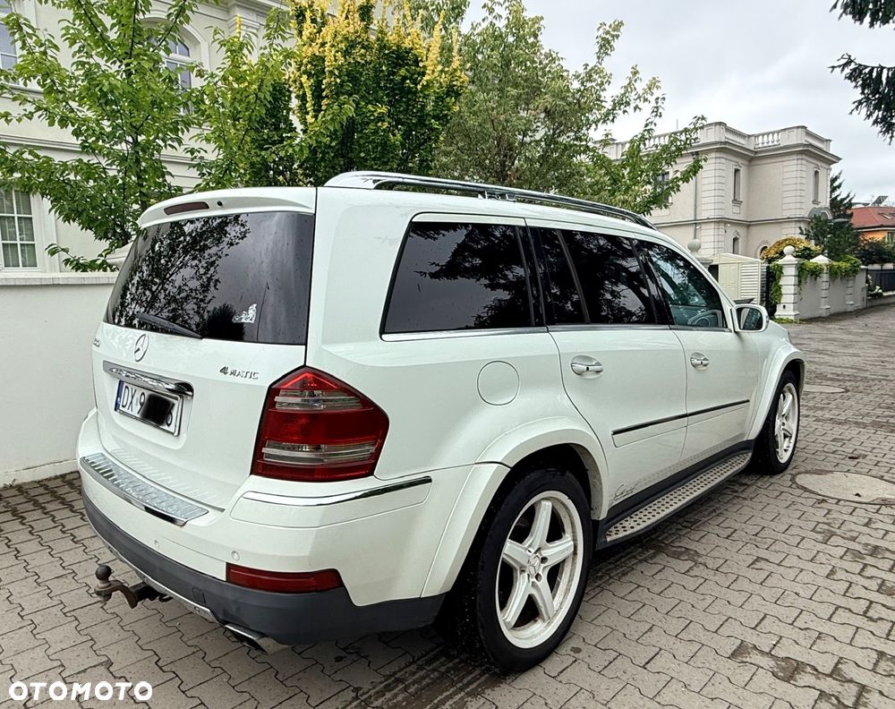 Mercedes-Benz GL 500 - 2