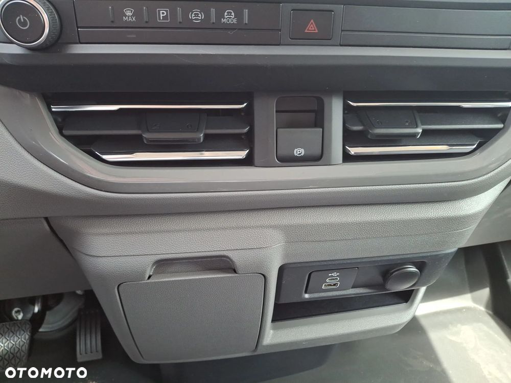 Volkswagen Transporter - 34