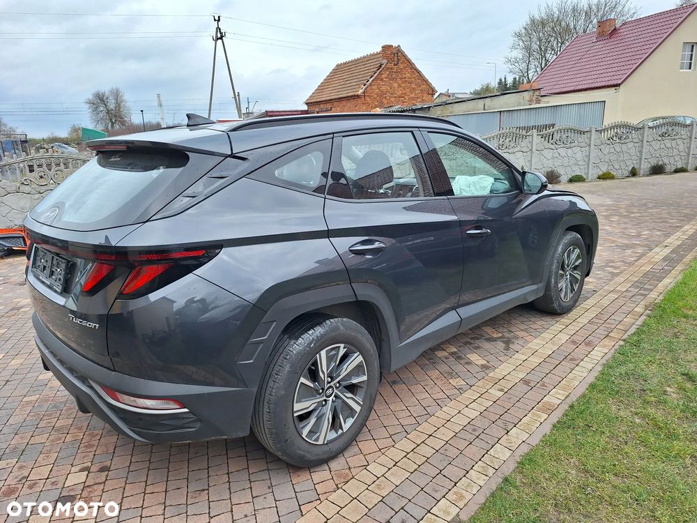 Hyundai Tucson - 13