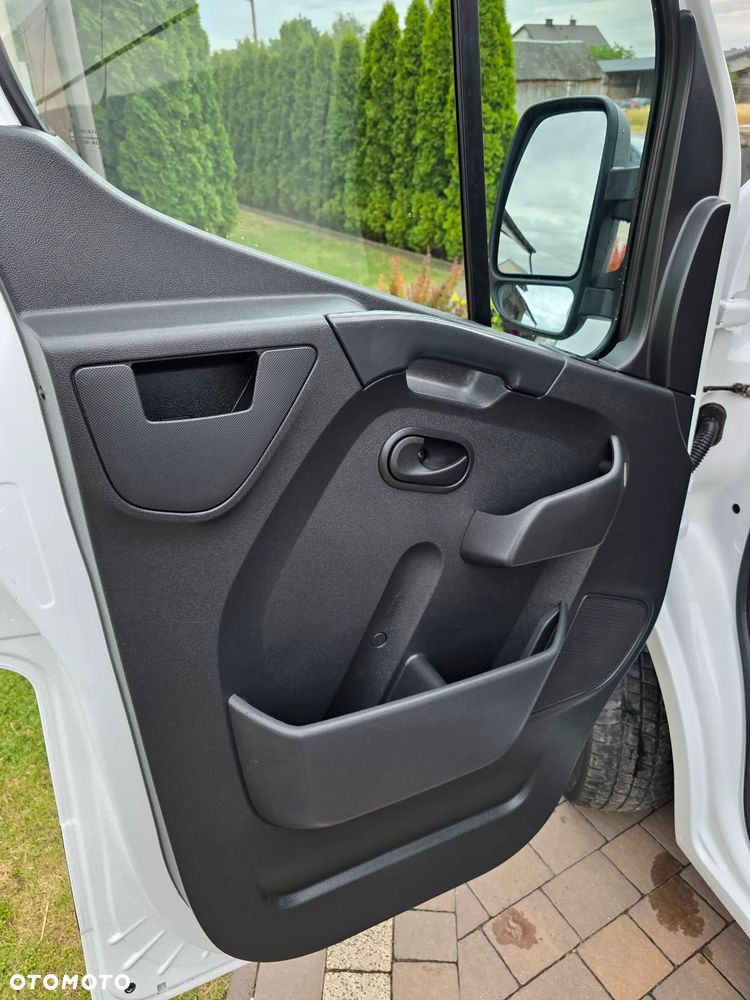 Renault Master - 10