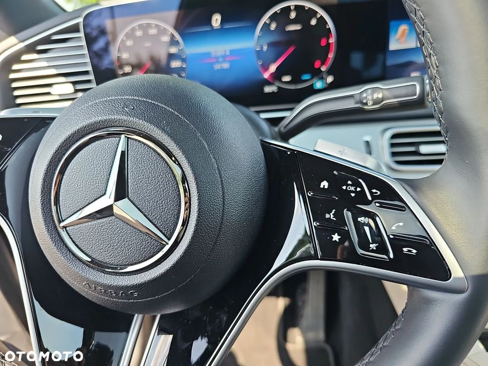 Mercedes-Benz GLE 300 d 4Matic 9G-TRONIC AMG Line Advanced Plus - 22