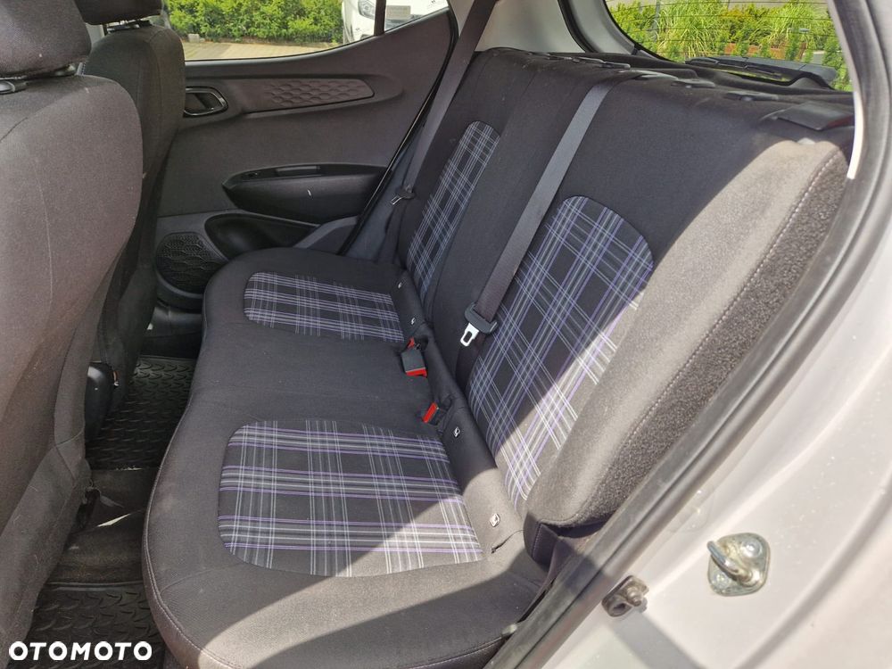 Hyundai i10 1.2 Smart AMT - 19