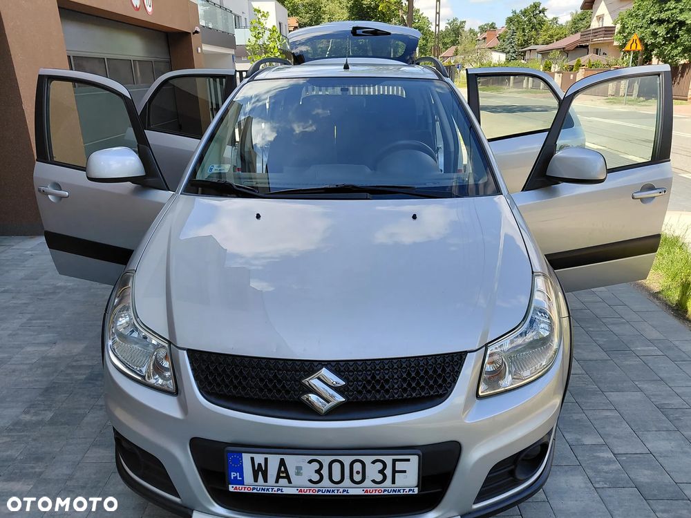 Suzuki SX4 1.6 Premium - 17