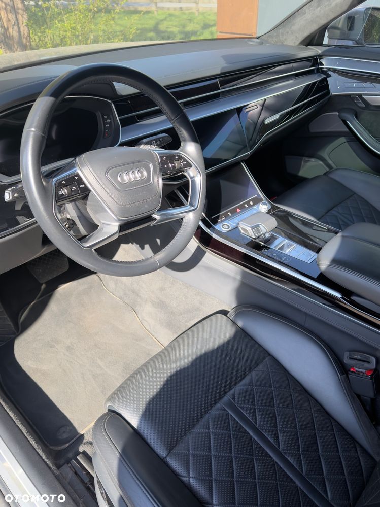 Audi A8 55 TFSI mHEV Quattro Tiptr - 4
