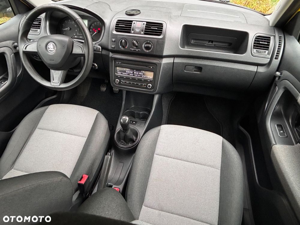 Skoda Fabia 1.2 HTP Active - 10