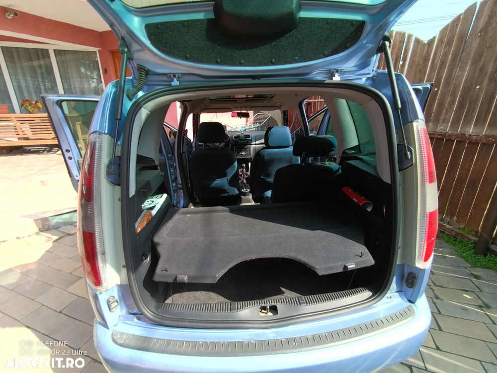 Skoda Roomster 1.4 TDI Comfort - 27
