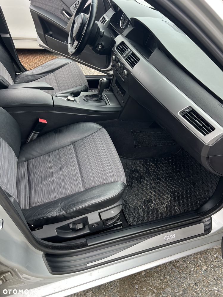 BMW Seria 5 - 25