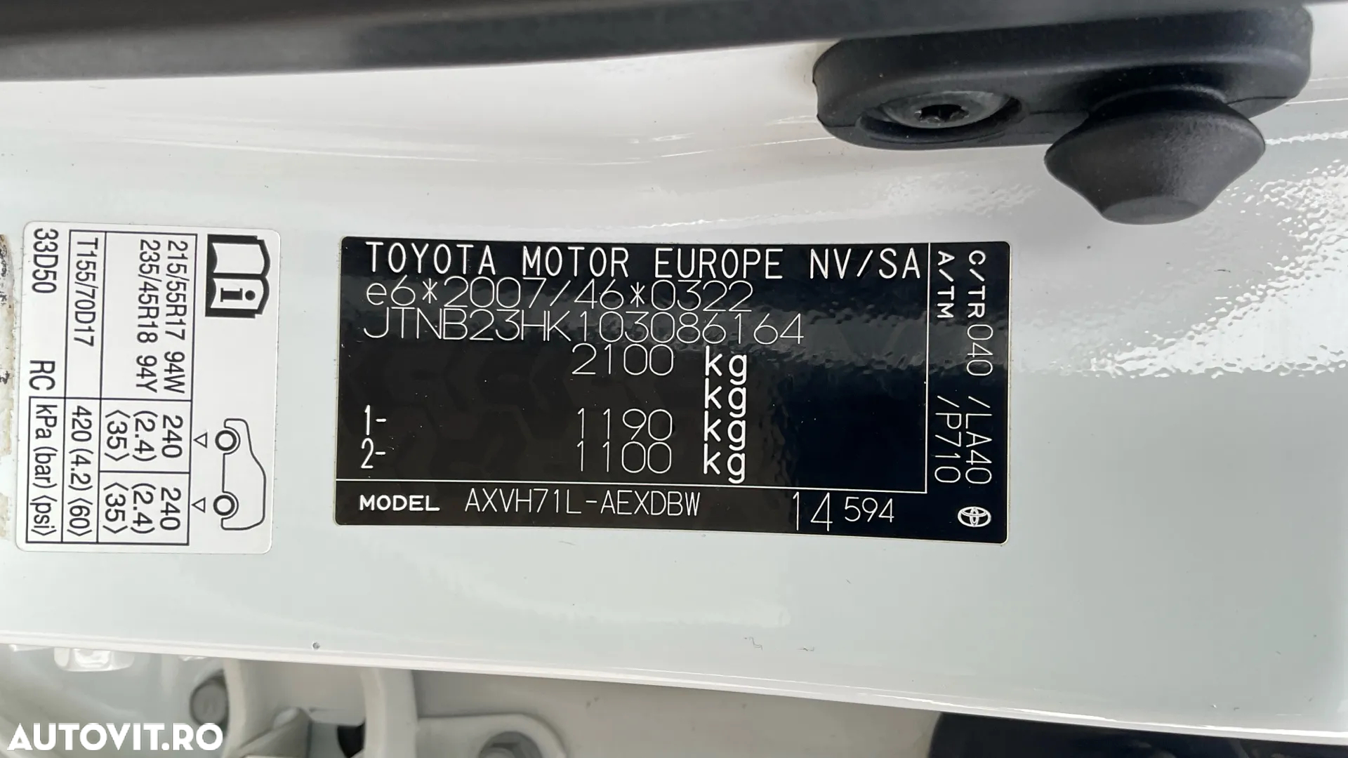 Toyota Camry 2.5 Hybrid Dynamic - 40