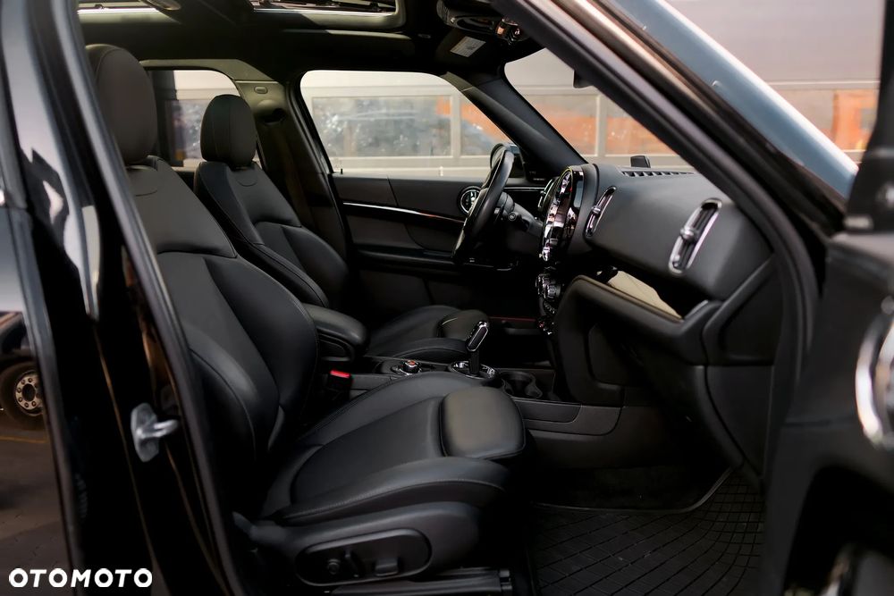 MINI John Cooper Works - 36