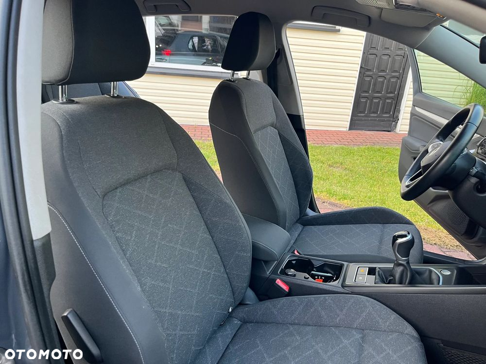 Volkswagen Golf VIII 1.5 TSI EVO Life - 24