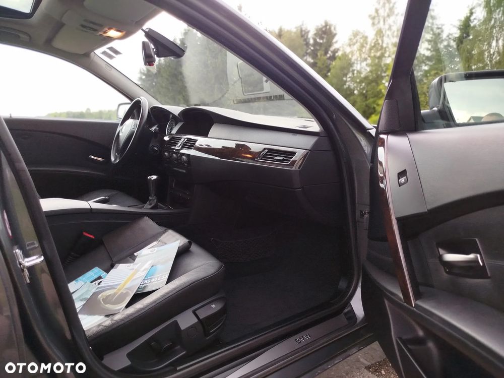 BMW Seria 5 - 24