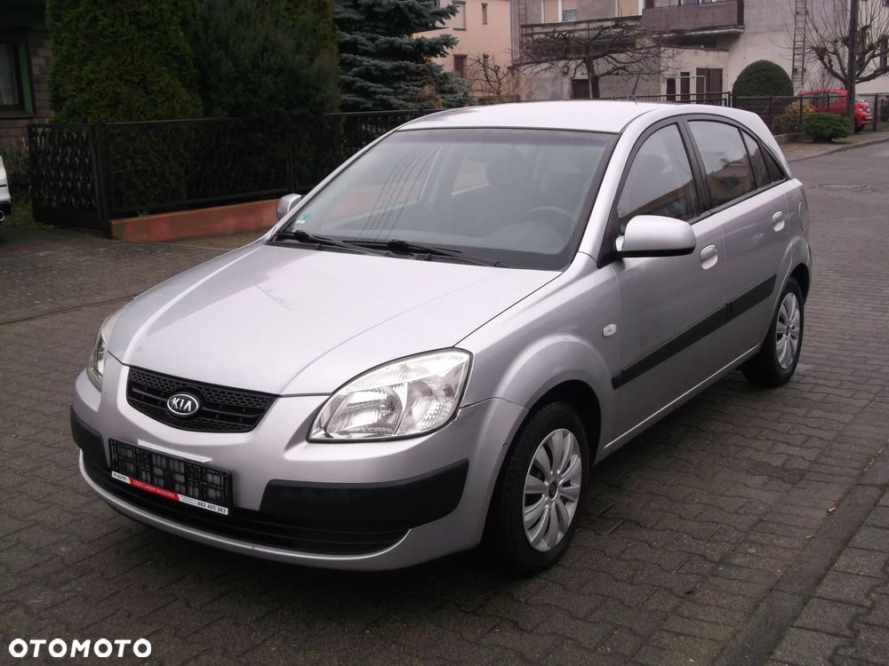 Kia Rio 1.4 EX - 9