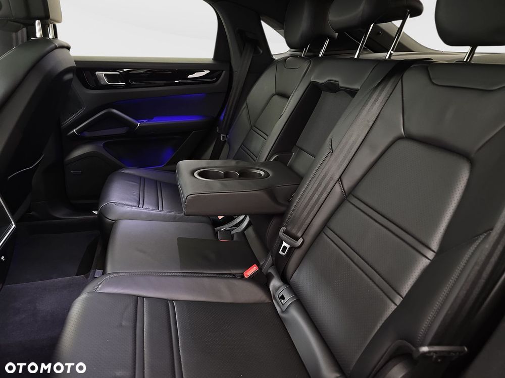 Porsche Cayenne S - 31