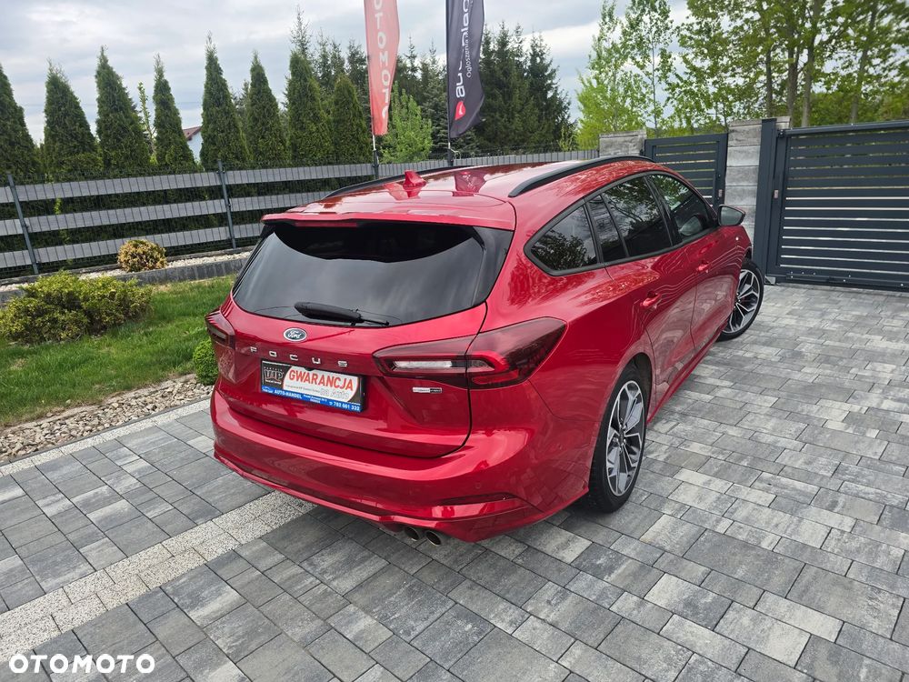 Ford Focus 1.0 EcoBoost Hybrid ST-LINE X - 20