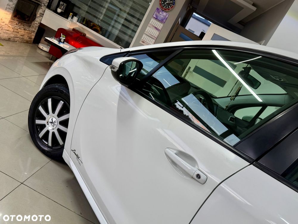 Peugeot 208 - 10