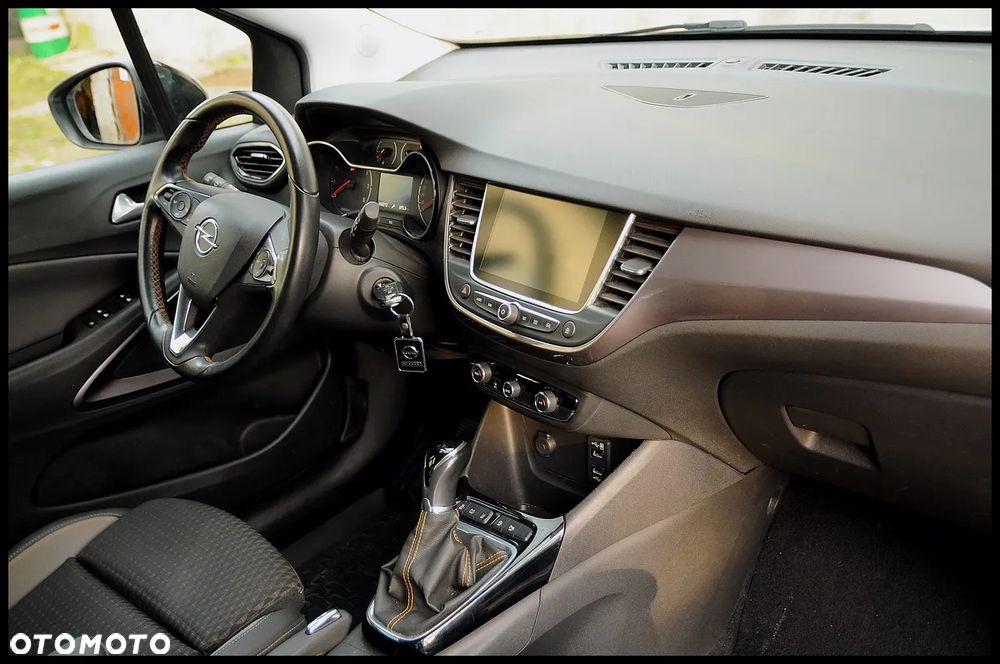 Opel Crossland X - 28