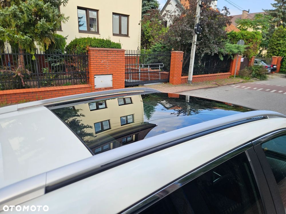 Nissan Qashqai 1.6 DIG-T N-Connecta - 10