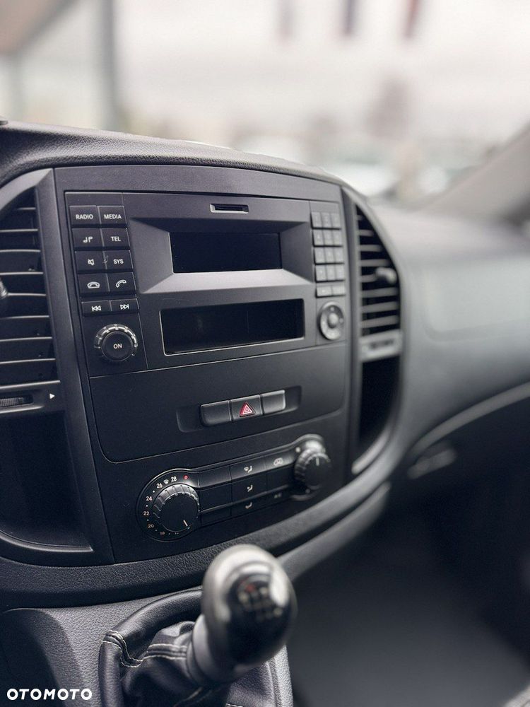 Mercedes-Benz Vito - 21