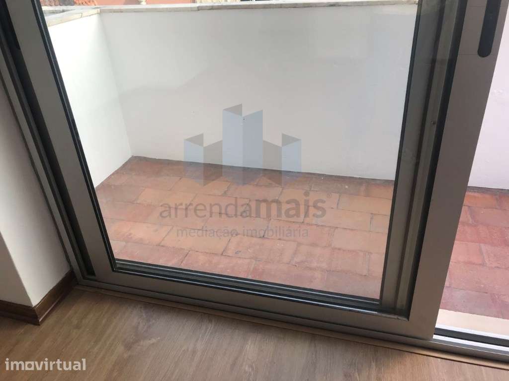 Arrenda-se Apartamento T2, Mobilado em Coimbra - Grande imagem: 3/11