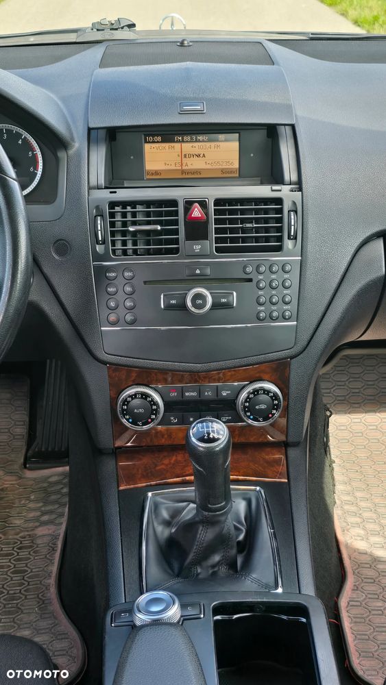 Mercedes-Benz Klasa C 200 CDI Classic - 19