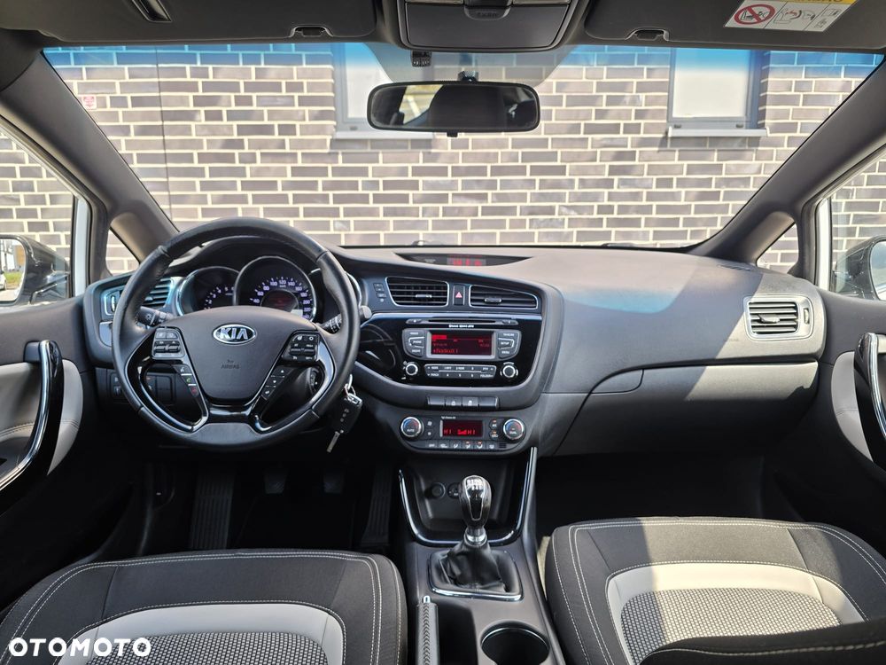 Kia ProCeed 1.4 CRDI XL - 26