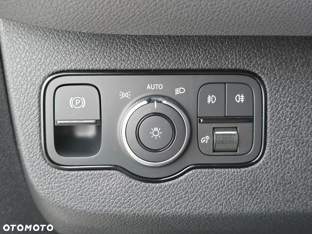 Mercedes-Benz SPRINTER //  319 CDI 3.0 V6 190 KM  // THERMO KING // MROŹNIA // CHŁODNIA //  100 % BEZWYPADKOWY // L4H2 // KRAJOWY// 1 WŁ // 230V // FUNKCJA GRZANIA // // -20 °C // Full Opcja  // - 11