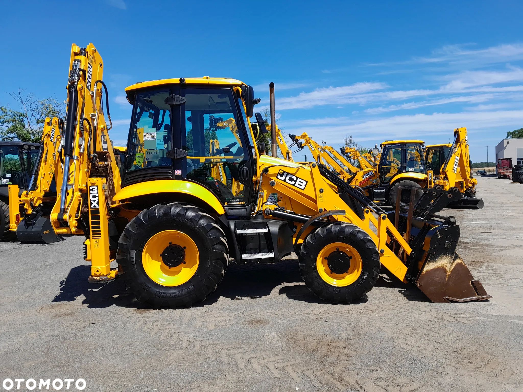JCB 3CX  AEC - 1