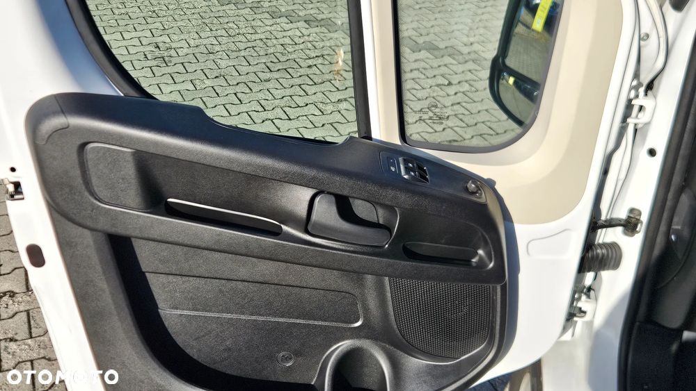 Opel Movano - 19