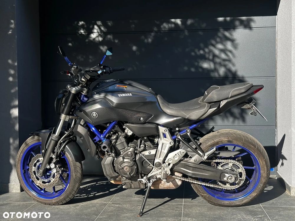 Yamaha MT - 2