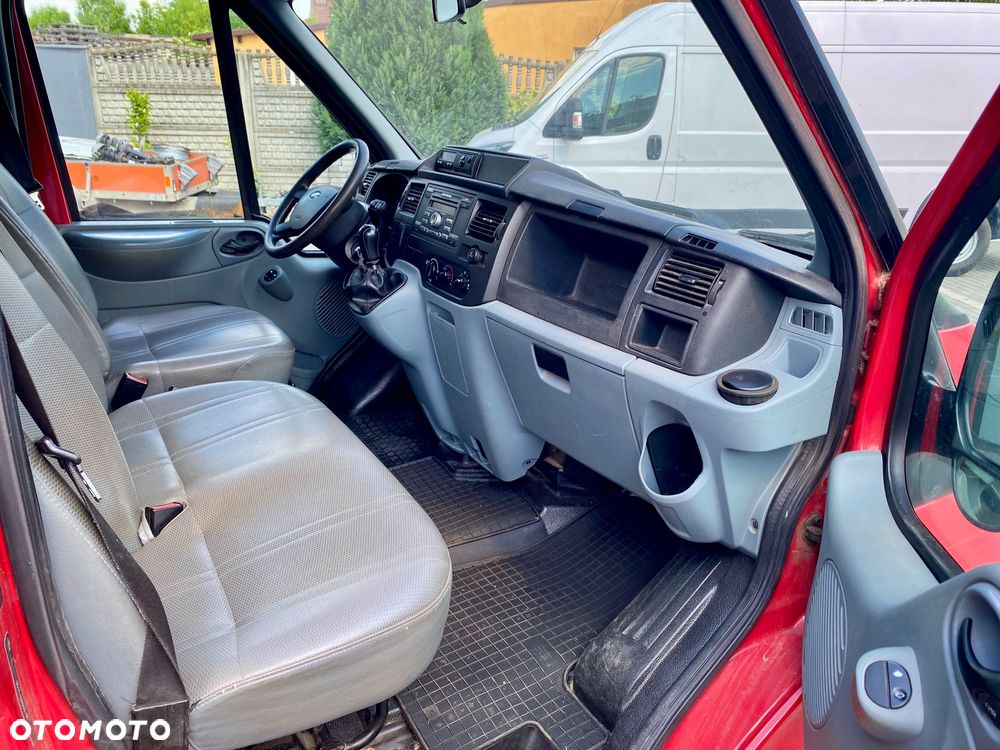 Ford Transit - 8