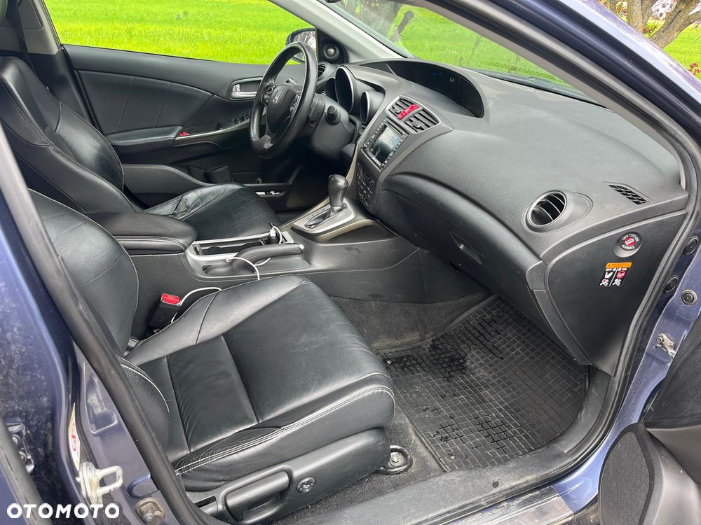 Honda Civic 1.8 Executive Navi - 10
