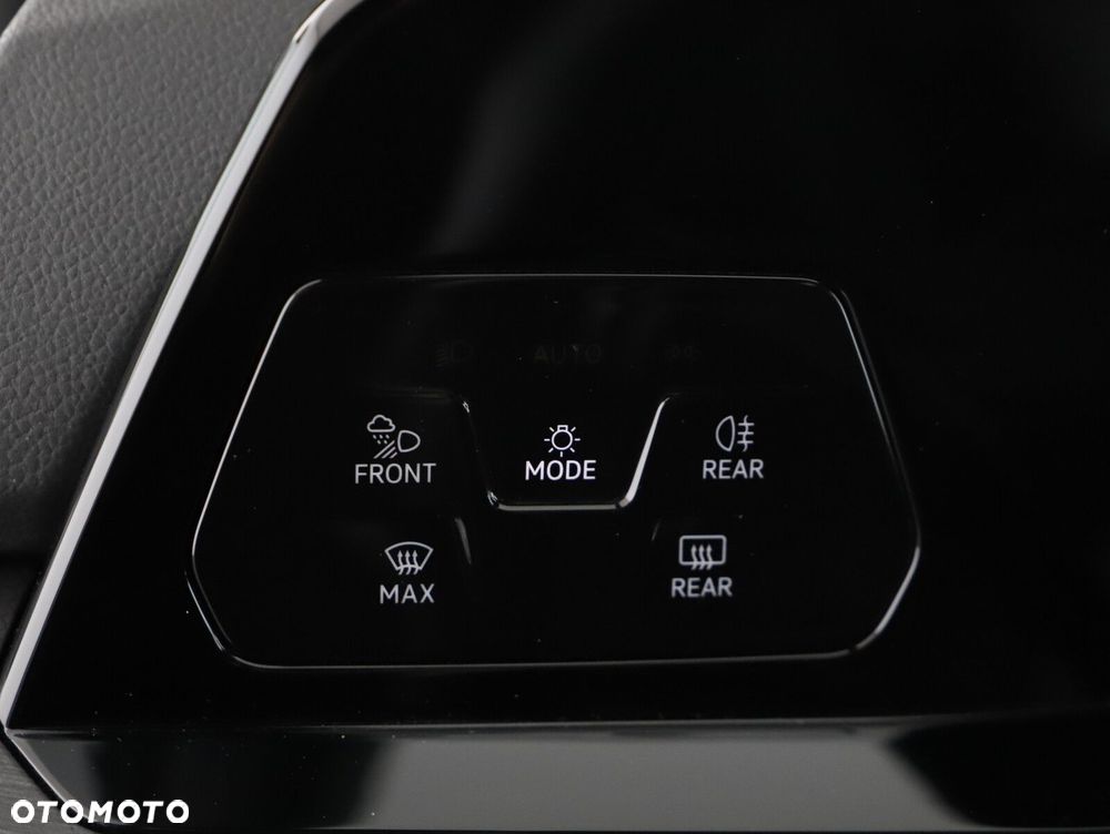 Volkswagen Golf - 20