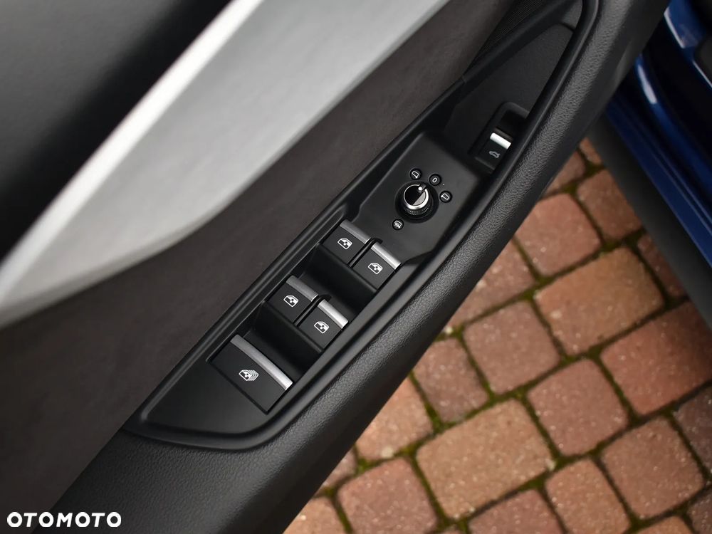 Audi A5 Cabrio 40 TDI S tronic S line - 30