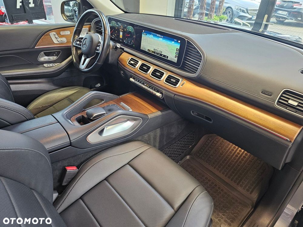 Mercedes-Benz GLE - 19